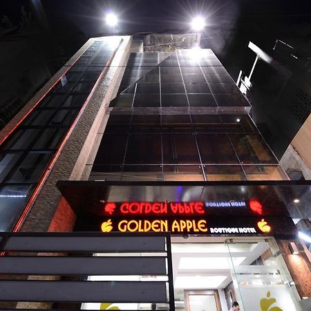 Golden Apple Boutique Hotel Колката Екстериор снимка