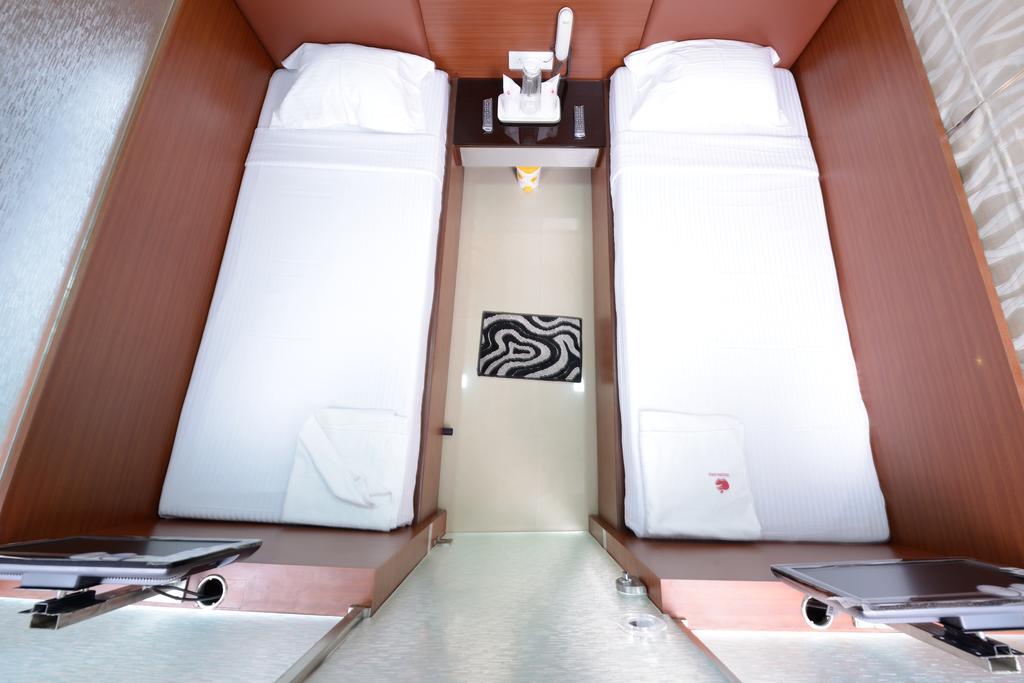 Golden Apple Boutique Hotel Колката Екстериор снимка