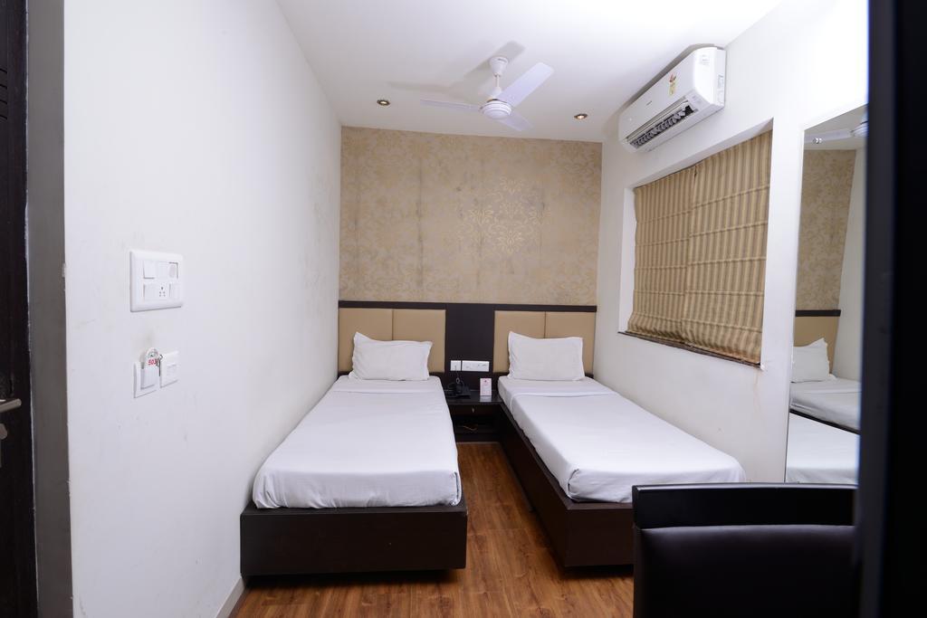 Golden Apple Boutique Hotel Колката Екстериор снимка