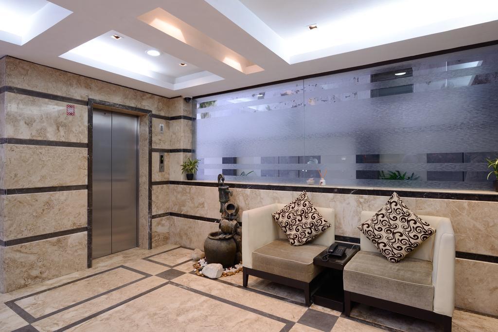 Golden Apple Boutique Hotel Колката Екстериор снимка